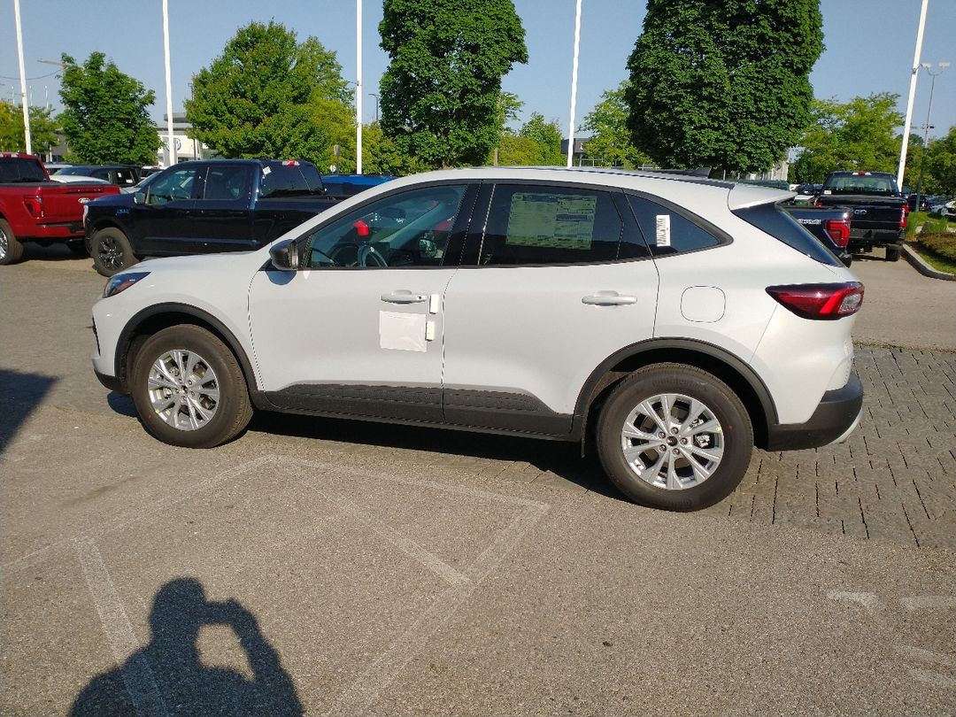 new 2025 Ford Escape car, priced at $39,543