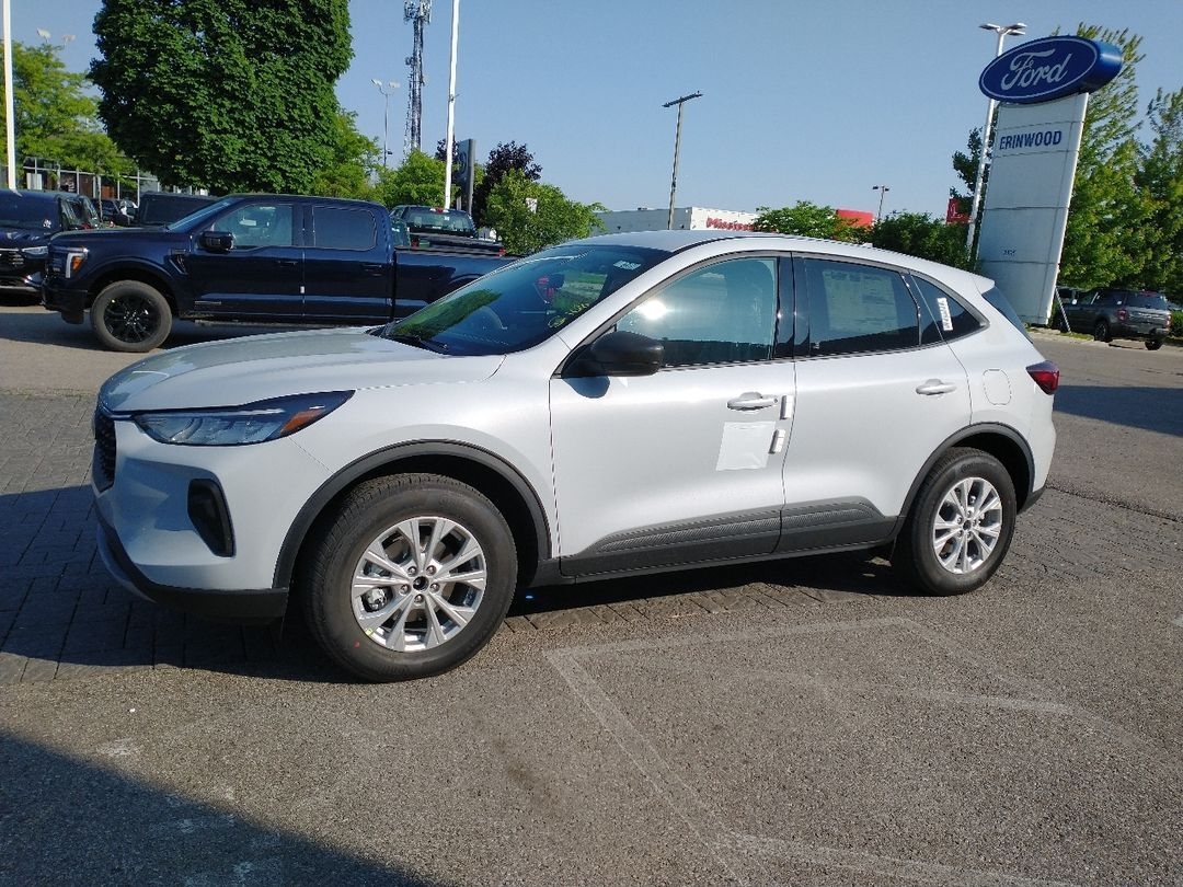 new 2025 Ford Escape car, priced at $39,144