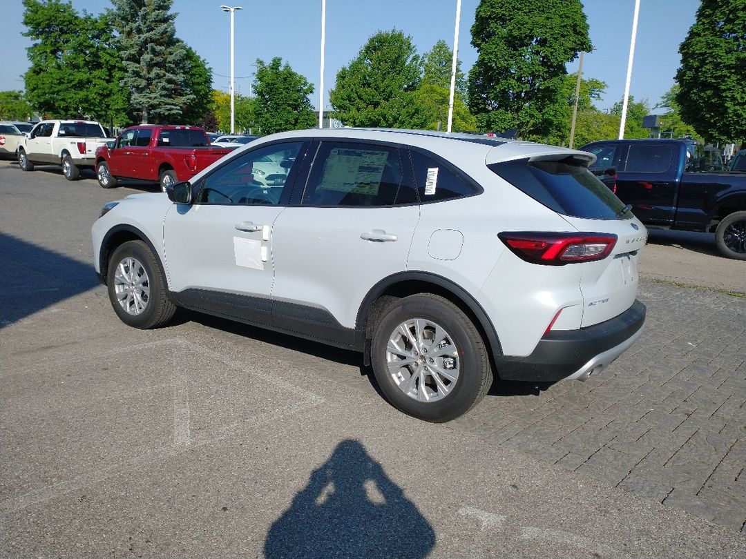 new 2025 Ford Escape car, priced at $39,543
