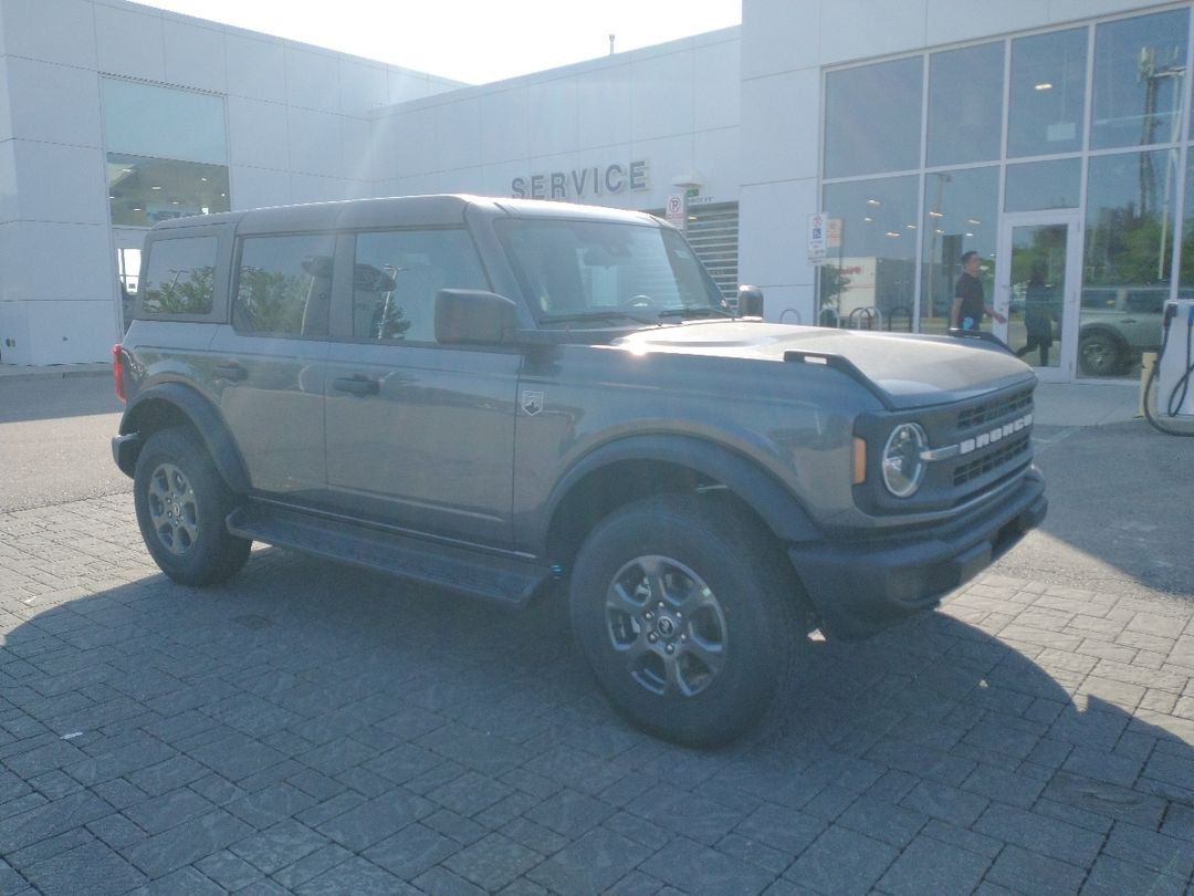 new 2025 Ford Bronco car, priced at $55,884