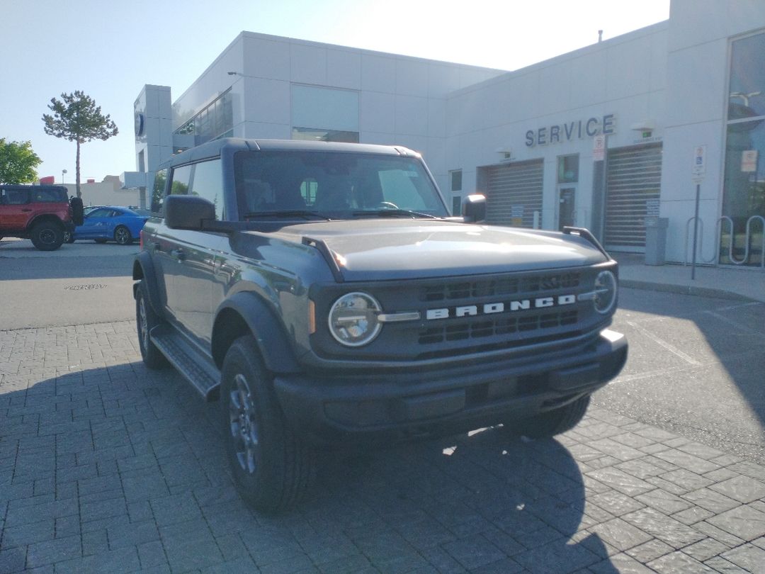 new 2025 Ford Bronco car, priced at $55,884