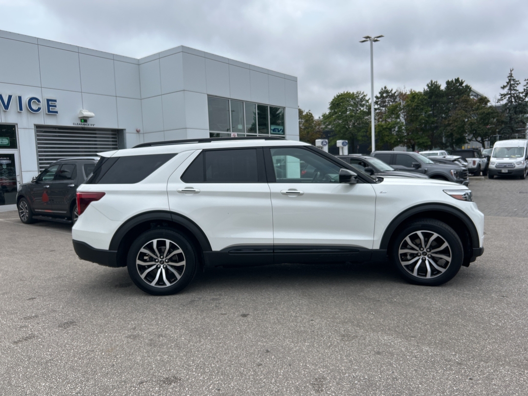 used 2022 Ford Explorer car, priced at $40,500