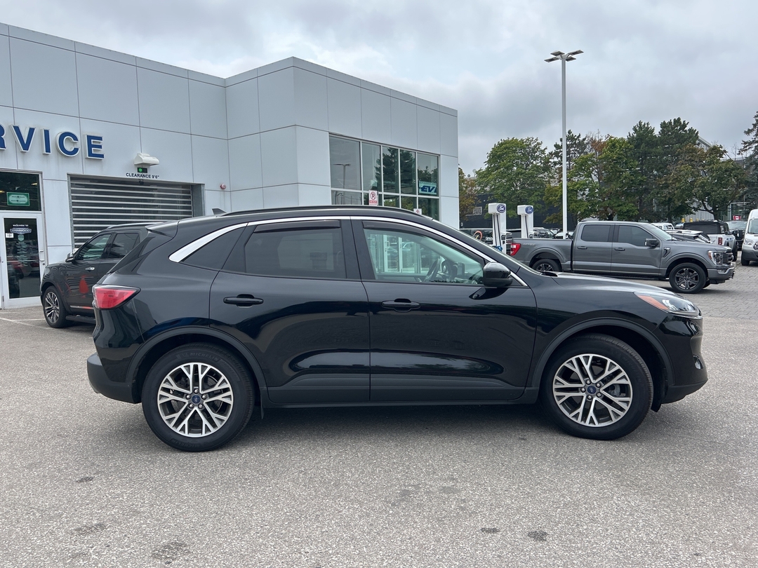used 2022 Ford Escape car, priced at $25,988