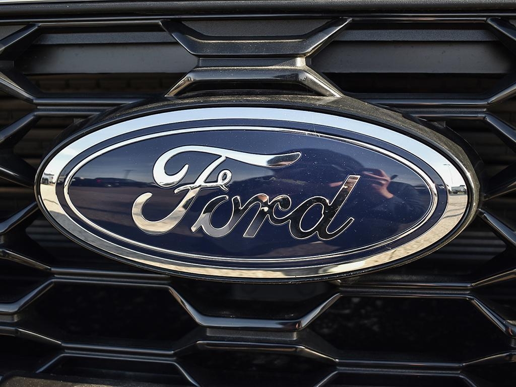 new 2025 Ford Escape car, priced at $40,146