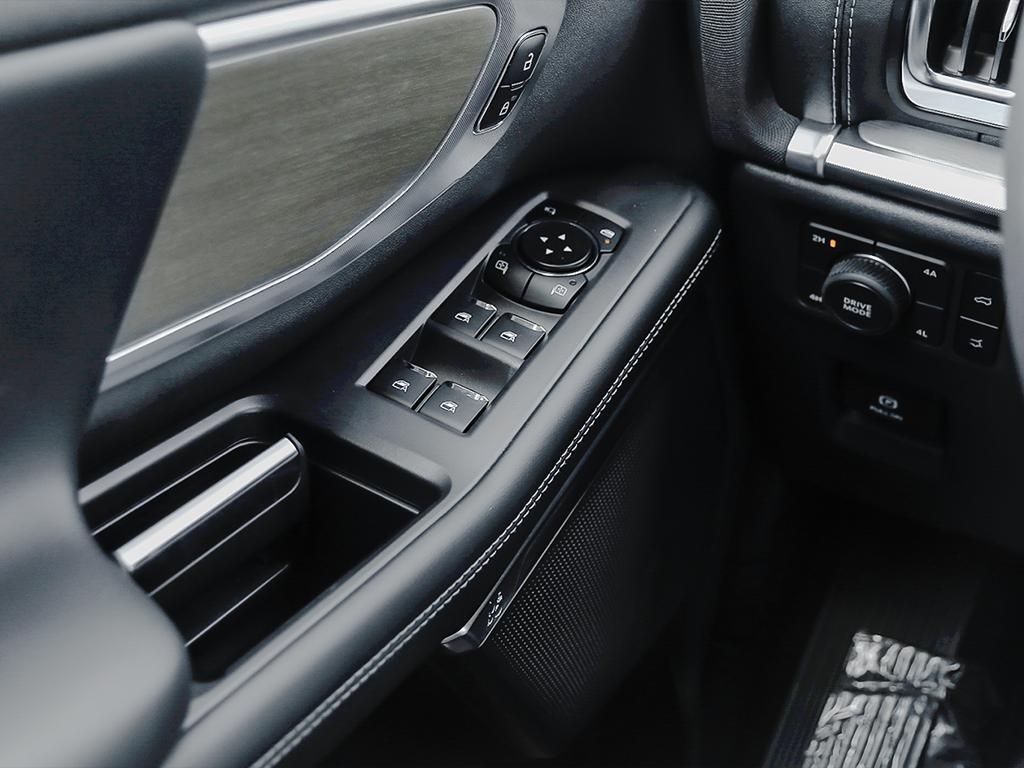 new 2025 Ford Expedition car, priced at $111,322