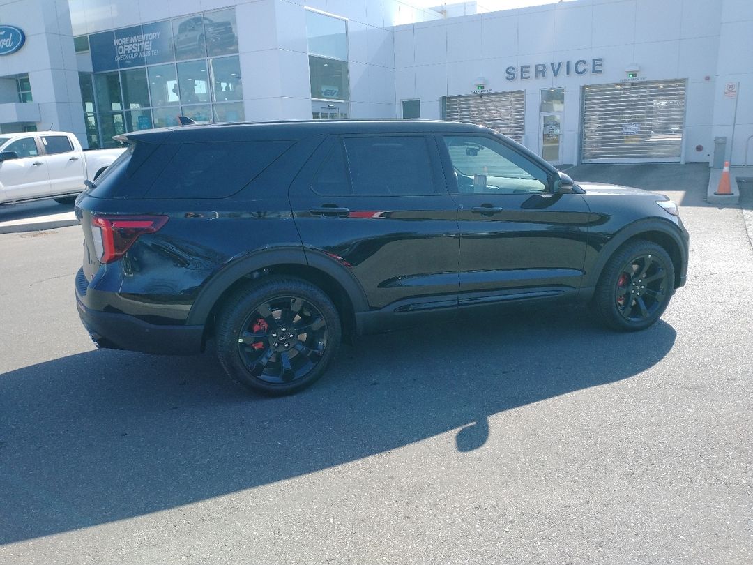 used 2021 Ford Explorer car, priced at $43,998