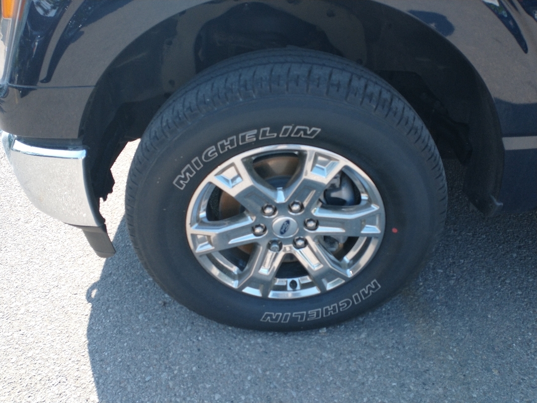 used 2021 Ford F-150 car, priced at $39,397