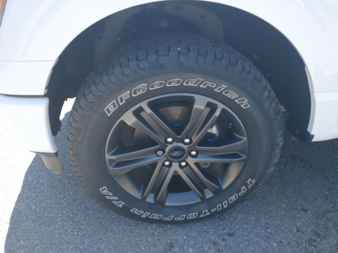 used 2022 Ford F-150 car, priced at $60,397