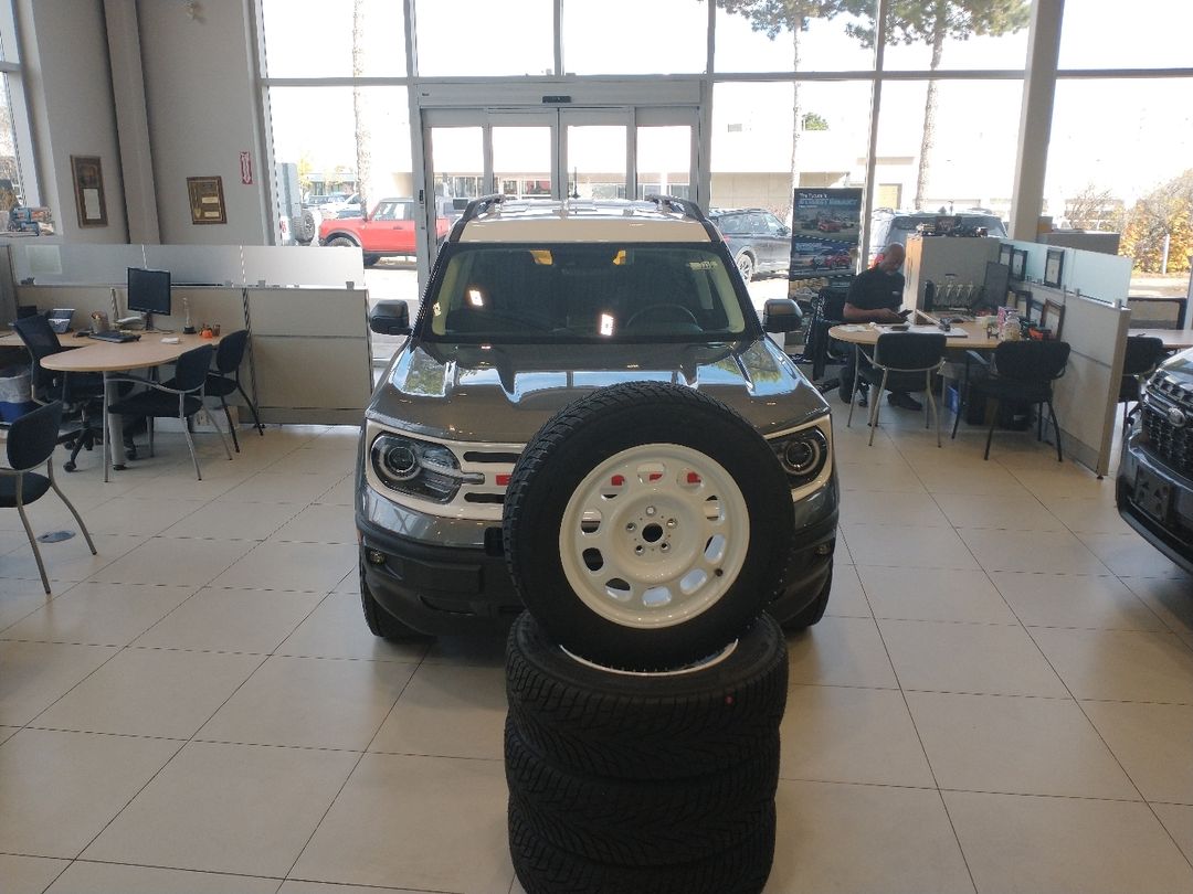 new 2024 Ford Bronco Sport car, priced at $39,640