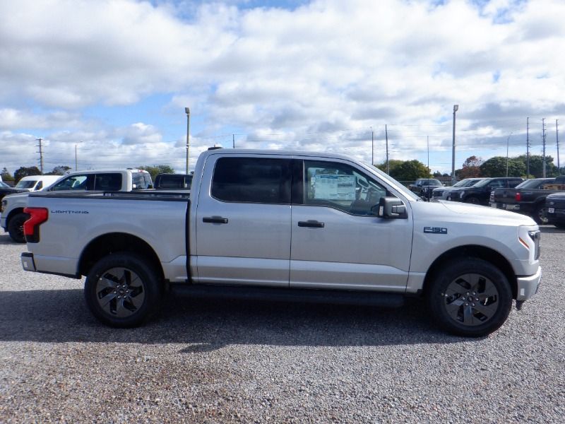 new 2024 Ford F-150 Lightning car, priced at $69,010