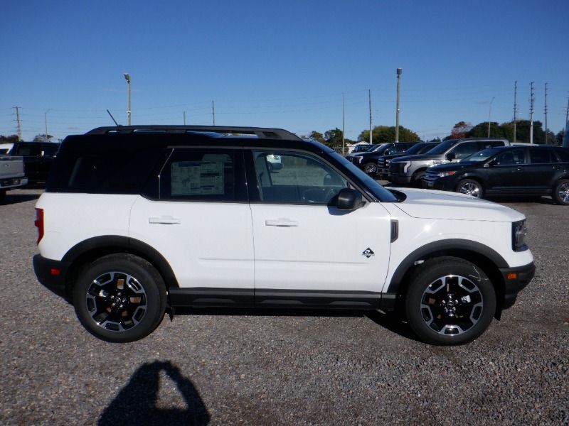 new 2024 Ford Bronco Sport car, priced at $48,499