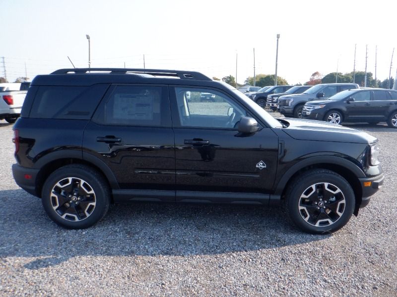 new 2024 Ford Bronco Sport car, priced at $48,897