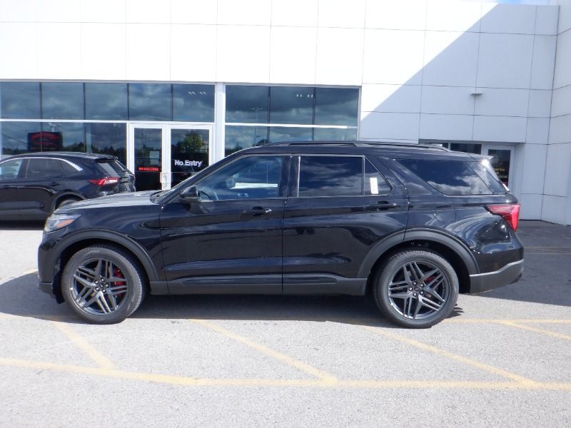 new 2025 Ford Explorer car, priced at $71,430