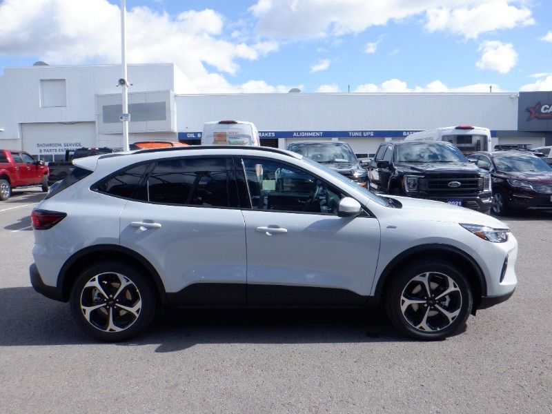 new 2025 Ford Escape car, priced at $44,544