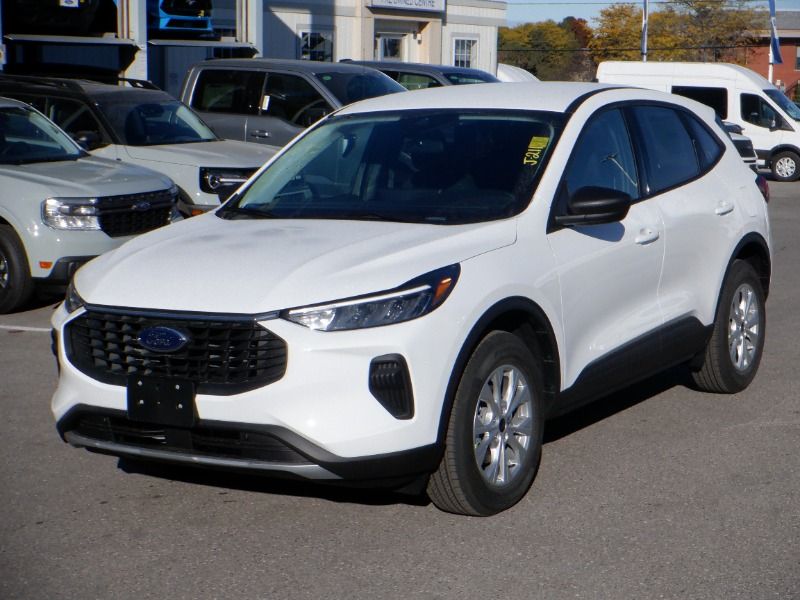 new 2025 Ford Escape car, priced at $38,344