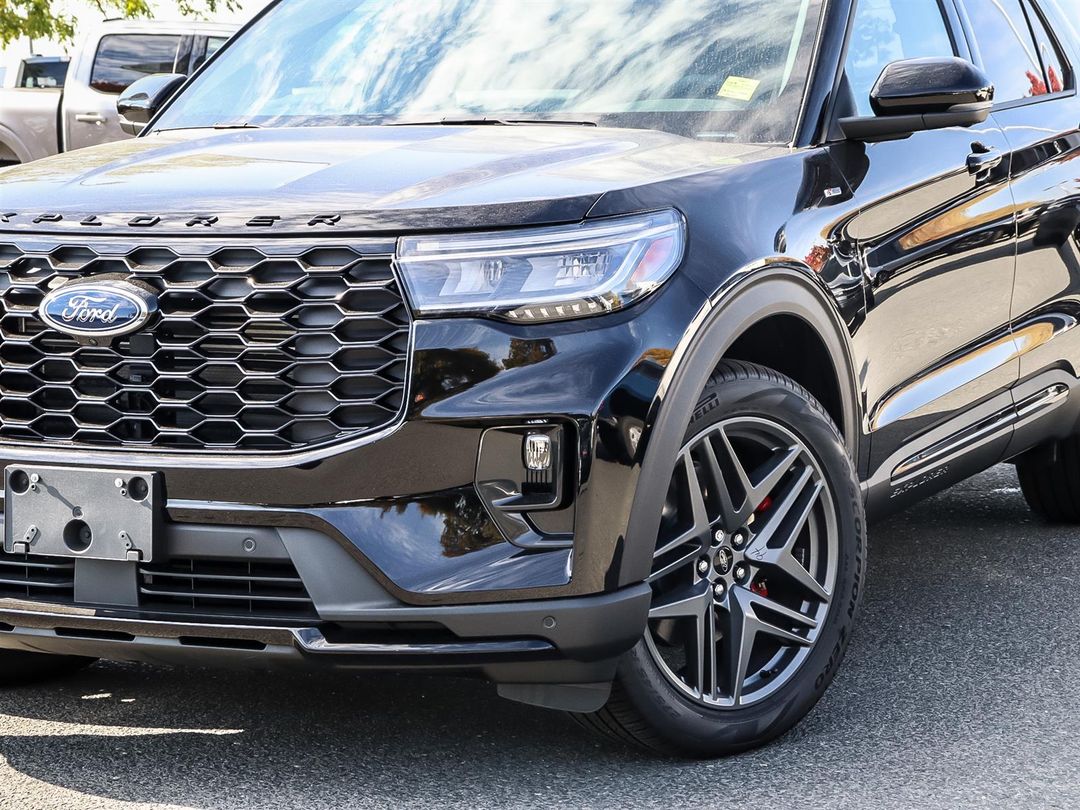 new 2025 Ford Explorer car, priced at $62,330