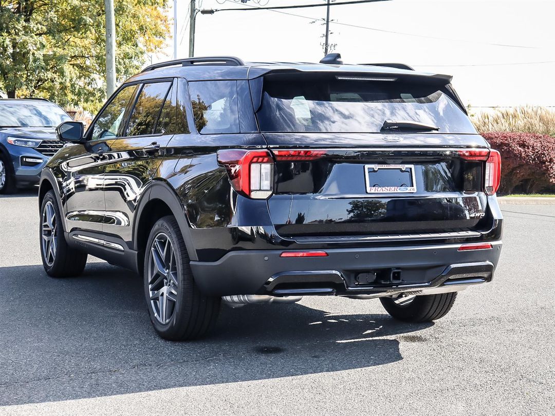 new 2025 Ford Explorer car, priced at $62,330