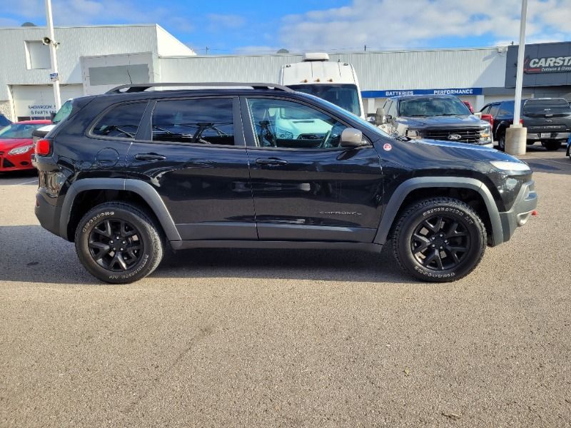 used 2016 Jeep Cherokee car, priced at $16,815