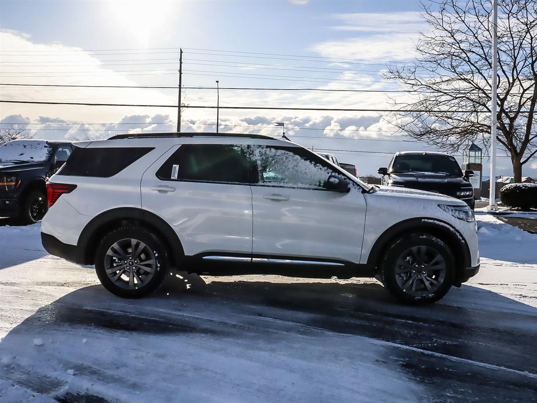 new 2025 Ford Explorer car, priced at $58,680