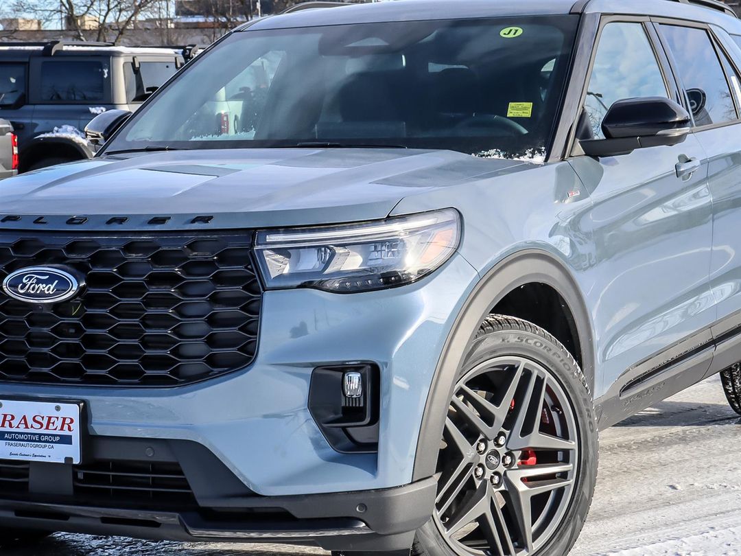 new 2025 Ford Explorer car, priced at $64,530