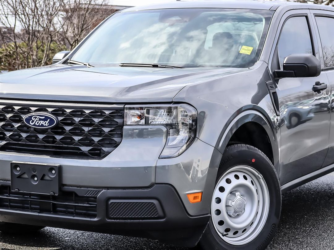 new 2025 Ford Maverick car, priced at $39,915