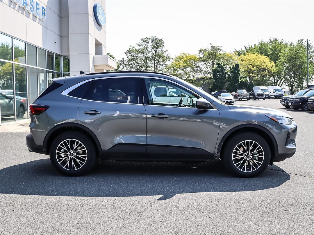 new 2025 Ford Escape car, priced at $44,844