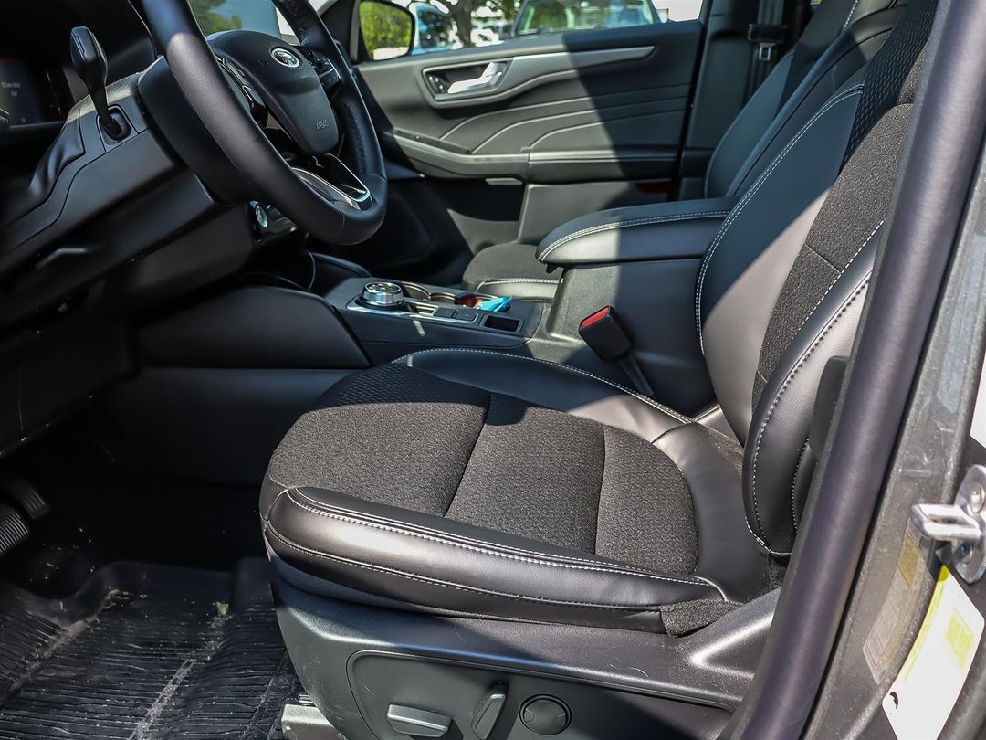 new 2025 Ford Escape car, priced at $44,844