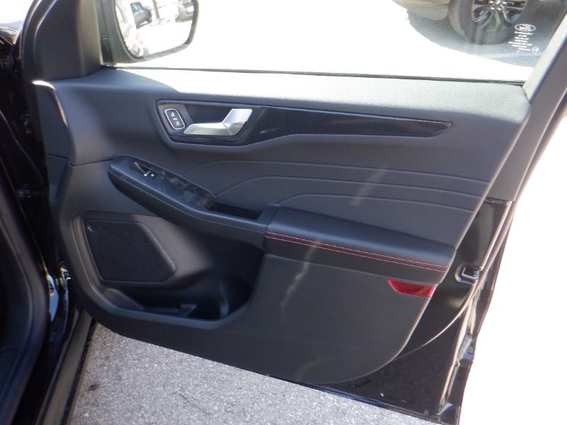 new 2025 Ford Escape car, priced at $42,694