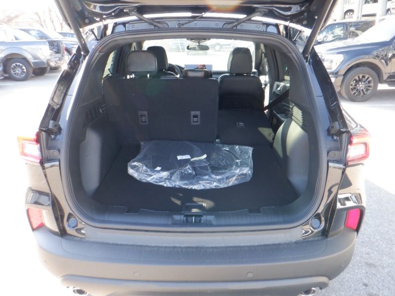 new 2025 Ford Escape car, priced at $42,694