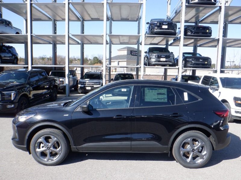 new 2025 Ford Escape car, priced at $42,694