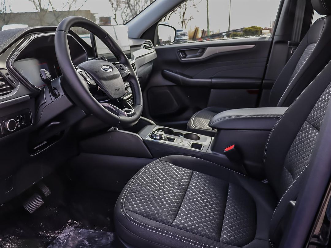 new 2025 Ford Escape car, priced at $39,744