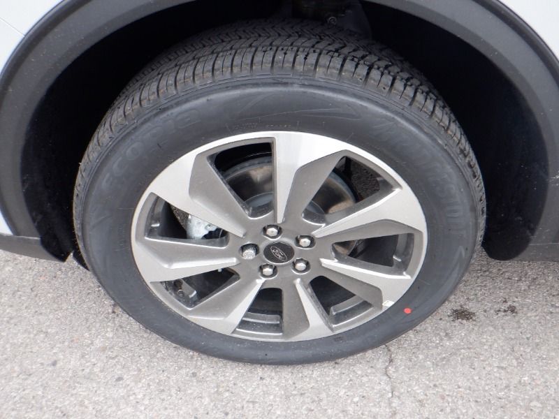new 2025 Ford Escape car, priced at $49,144