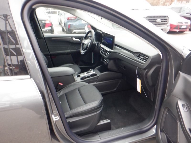 new 2025 Ford Escape car, priced at $45,644