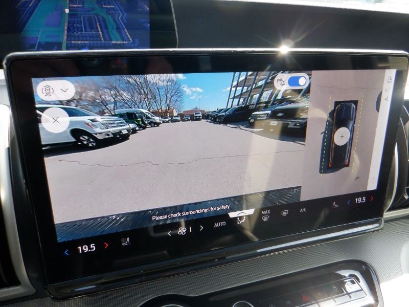 new 2025 Ford Expedition car, priced at $91,665