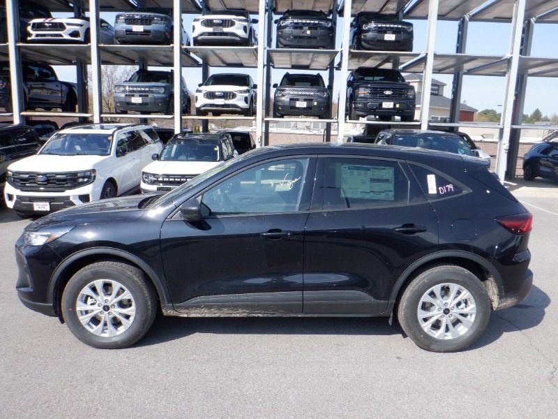 new 2025 Ford Escape car, priced at $37,544