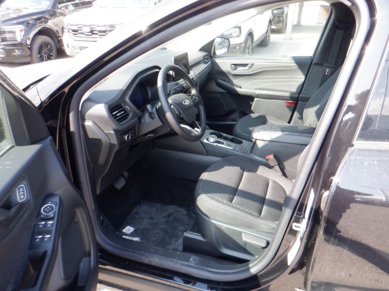 new 2025 Ford Escape car, priced at $37,544