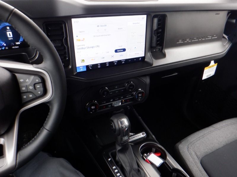 new 2025 Ford Bronco car, priced at $60,220