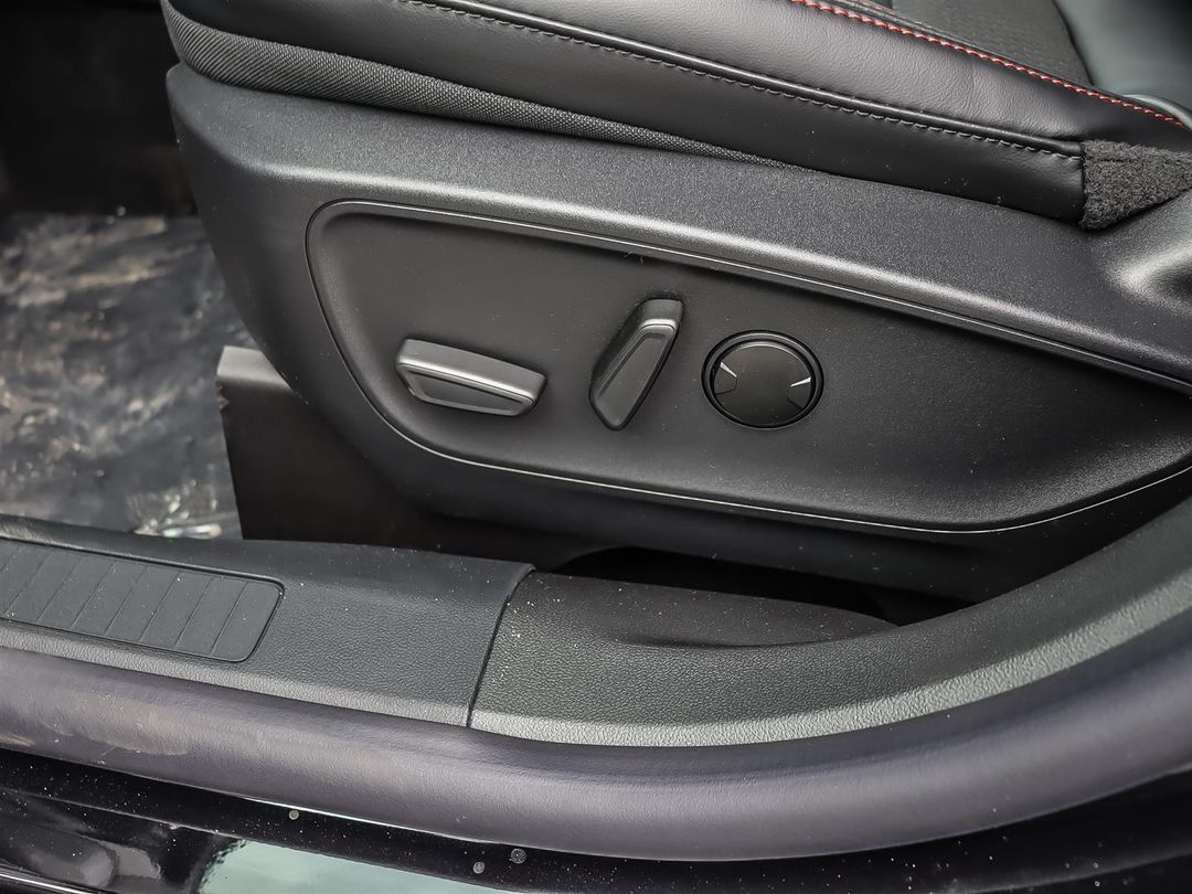 new 2025 Ford Escape car, priced at $40,844
