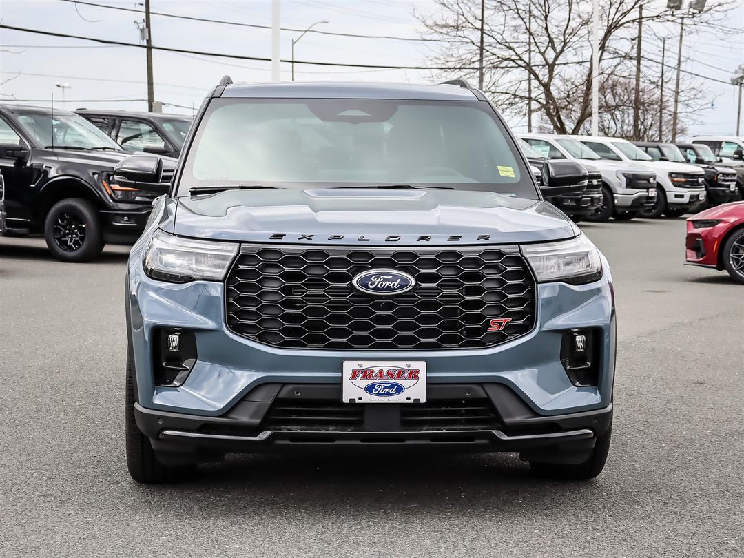 new 2025 Ford Explorer car, priced at $72,730