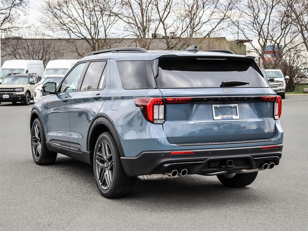 new 2025 Ford Explorer car, priced at $72,730