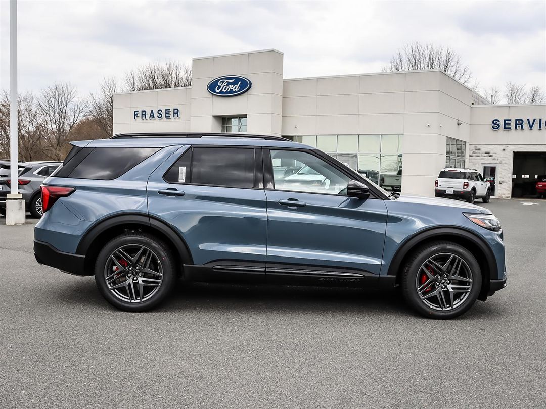 new 2025 Ford Explorer car, priced at $72,730