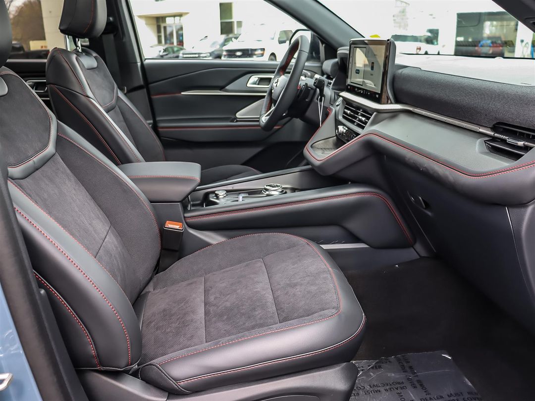 new 2025 Ford Explorer car, priced at $72,730