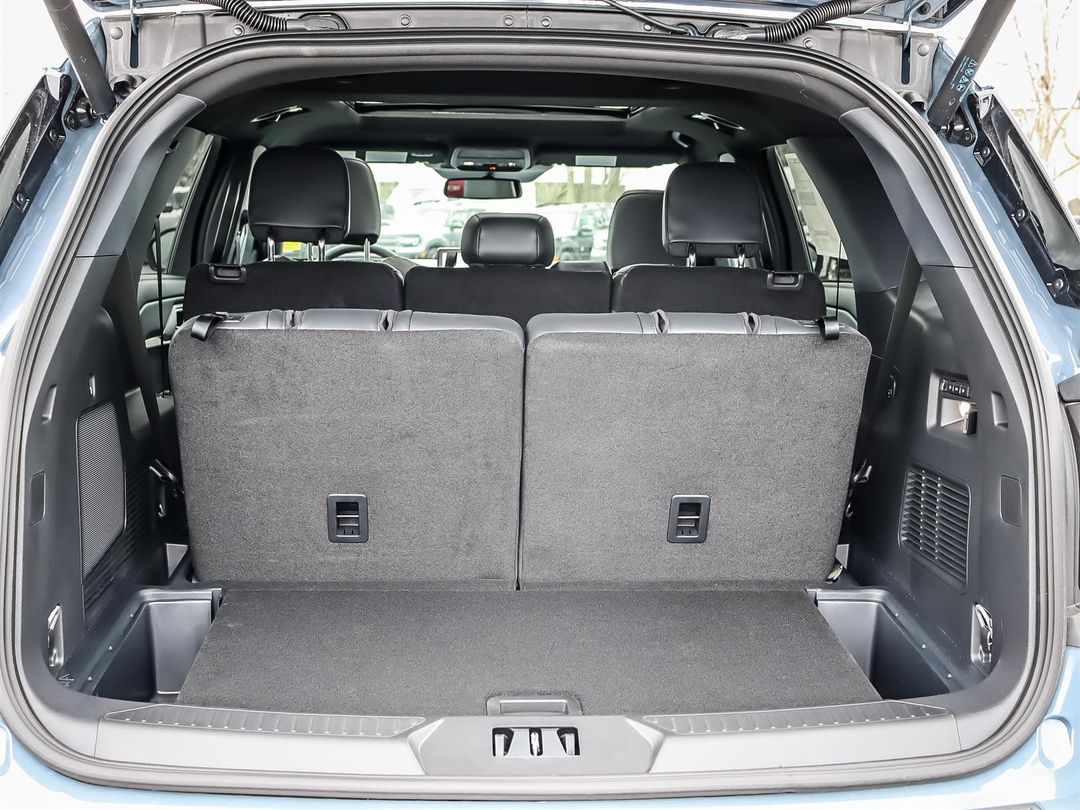 new 2025 Ford Explorer car, priced at $72,730