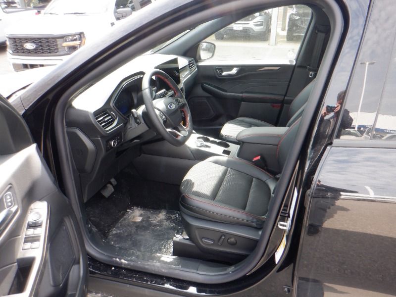 new 2025 Ford Escape car, priced at $45,644