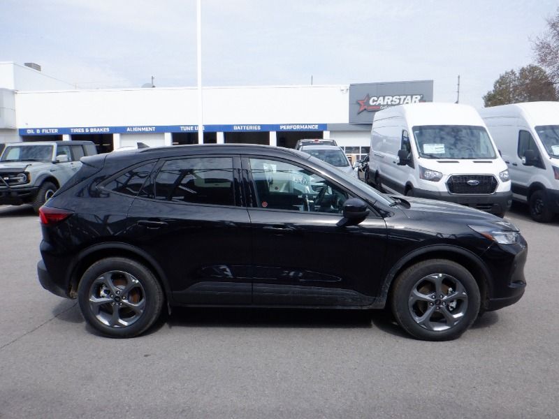 new 2025 Ford Escape car, priced at $45,644