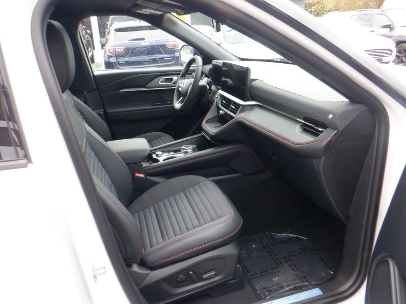 new 2025 Ford Explorer car, priced at $65,180