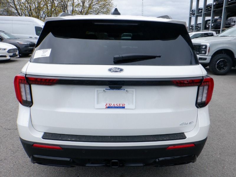 new 2025 Ford Explorer car, priced at $65,180
