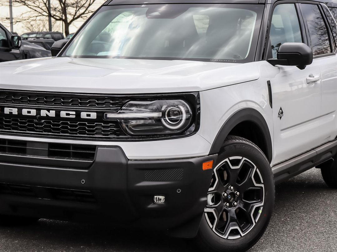 new 2025 Ford Bronco Sport car, priced at $47,985
