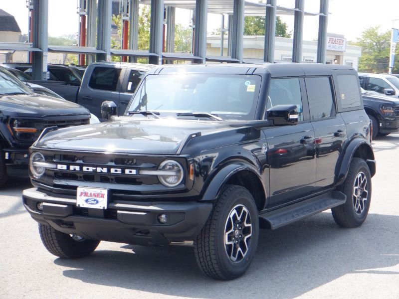 new 2025 Ford Bronco car, priced at $71,970