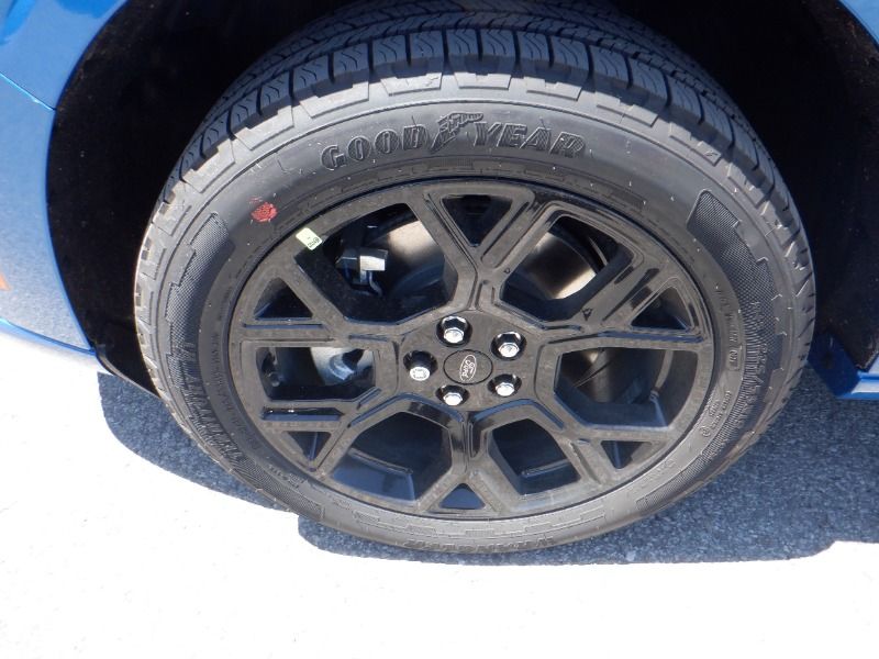 new 2025 Ford Maverick car, priced at $50,220